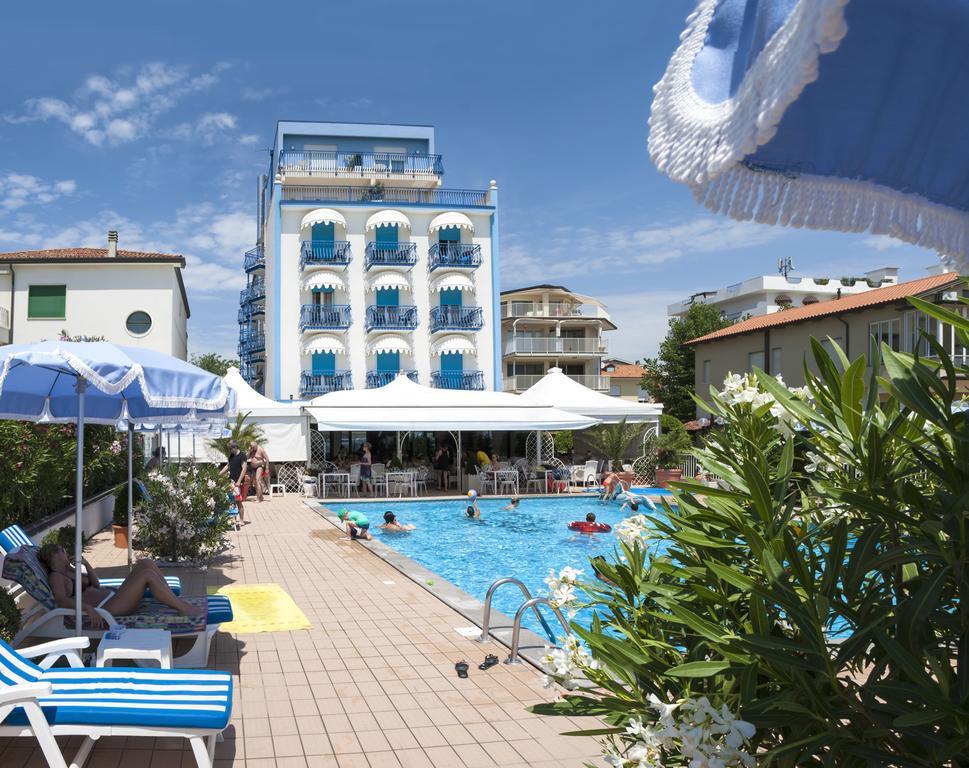 Hotel Plaza Esplanade Τζεσόλο Λίντο Εξωτερικό φωτογραφία
