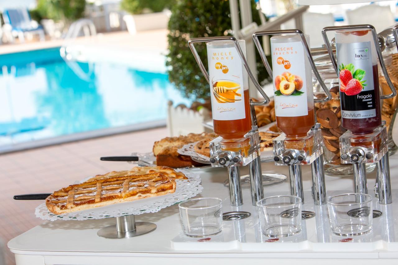 Hotel Plaza Esplanade Τζεσόλο Λίντο Εξωτερικό φωτογραφία