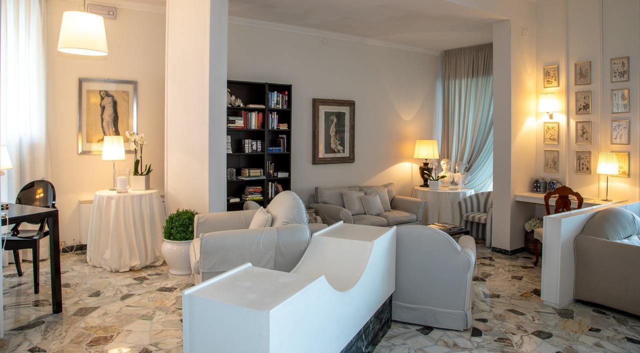 Hotel Plaza Esplanade Τζεσόλο Λίντο Εξωτερικό φωτογραφία
