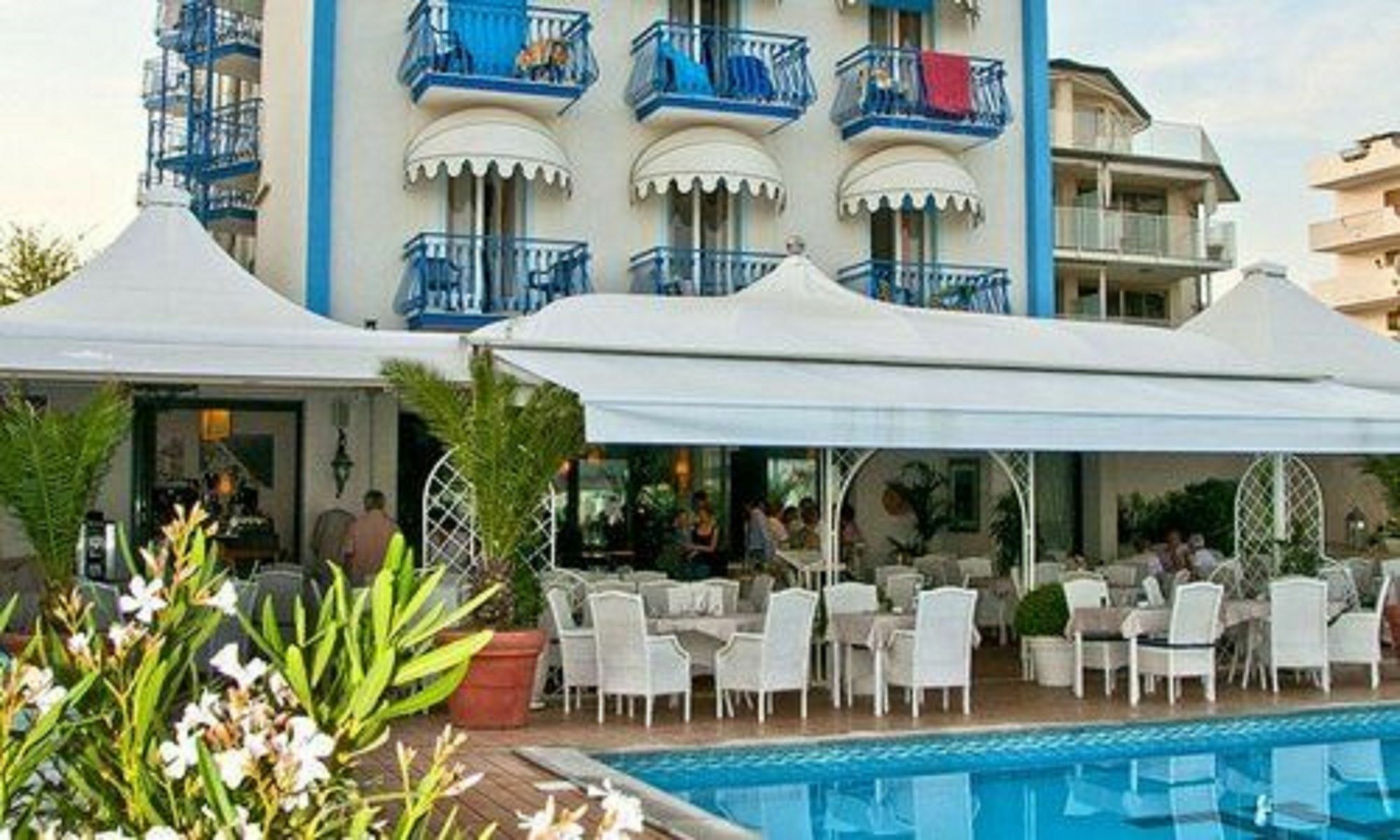 Hotel Plaza Esplanade Τζεσόλο Λίντο Εξωτερικό φωτογραφία